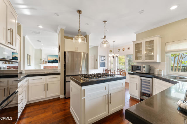 Detail Gallery Image 27 of 72 For 3153 Dragonfly St, Glendale,  CA 91206 - 4 Beds | 3 Baths