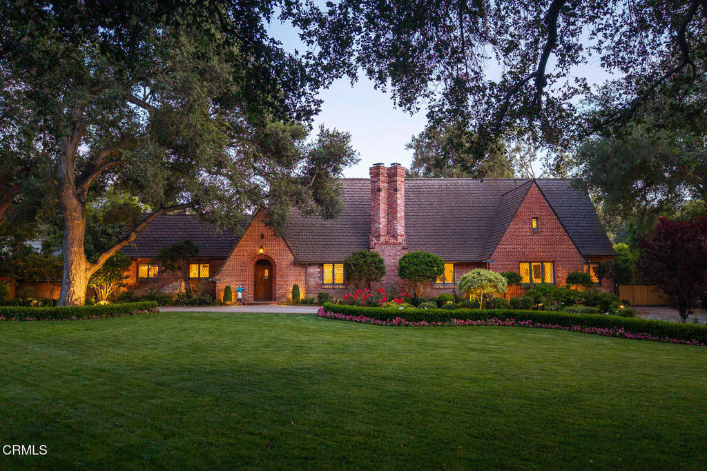 555 Meadow Grove Street