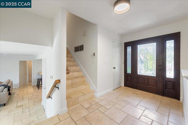 2787 Morgan Dr, San Ramon CA: https://media.crmls.org/mediaz/1954e4de-1198-42e3-9fb0-c6c5e99f6721.jpg