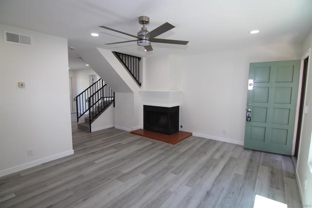 9793 Caminito Cuadro, San Diego CA: https://media.crmls.org/mediaz/19558571-5631-4fdd-b3a5-38b5ad4a8db3.jpg