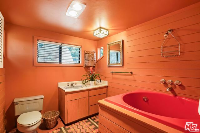 Drew Fenton | 190 Loma Metisse Road Malibu CA | MLS: 7251668