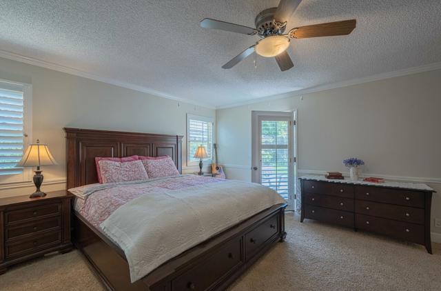 1121 Palo Alto Way, Salinas CA: https://media.crmls.org/mediaz/19570ed1-91bc-403c-be03-e74e5461d86b.jpg