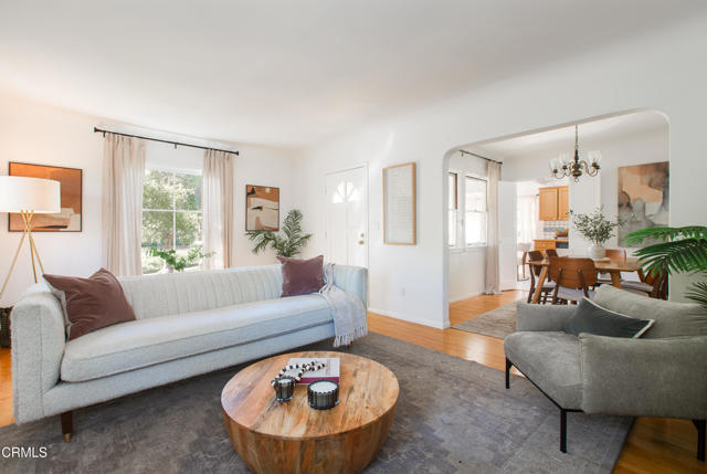 Detail Gallery Image 7 of 34 For 524 Glen Holly Dr, Pasadena,  CA 91105 - 2 Beds | 2 Baths