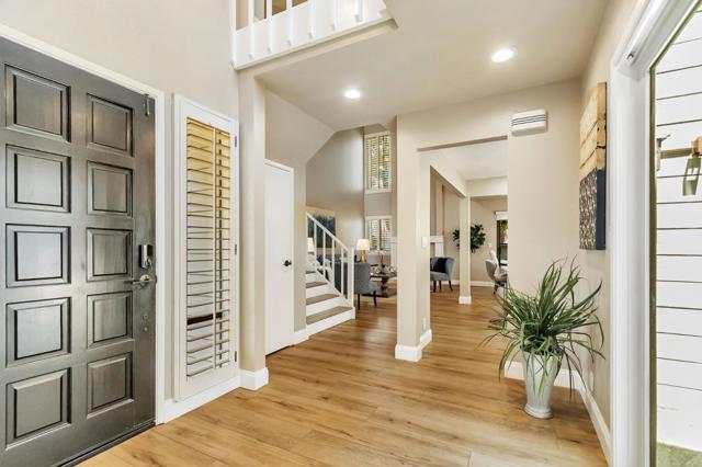 105 Strathmore Place, Los Gatos CA: https://media.crmls.org/mediaz/1958b8d9-c2f3-40ee-ac19-85934781c45b.jpg
