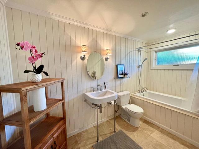 166164 Hyannis Court, Aptos CA: https://media.crmls.org/mediaz/19592661-0298-4ebe-897e-a758f9f90fb2.jpg