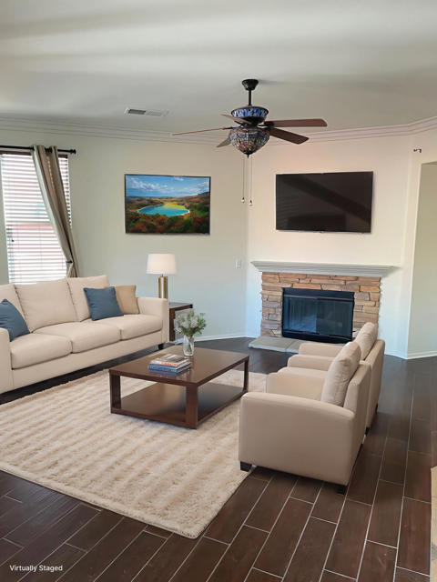 117 Arabian Court, San Jacinto CA: https://media.crmls.org/mediaz/195b6cc1-606a-47ae-876c-1740686aaa1d.jpg