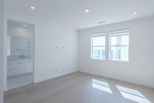 Detail Gallery Image 12 of 30 For 2633 Everly Dr, San Diego,  CA 92108 - 4 Beds | 3/1 Baths