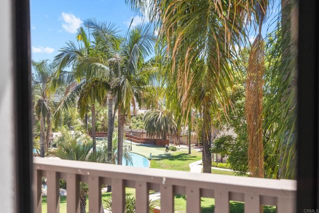 31121 Stardust Ln, Valley Center CA: https://media.crmls.org/mediaz/195cd53c-b4d9-45aa-8c64-787f5ef3d6ba.jpg