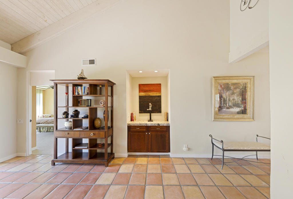 MLS #219130229DA image #11