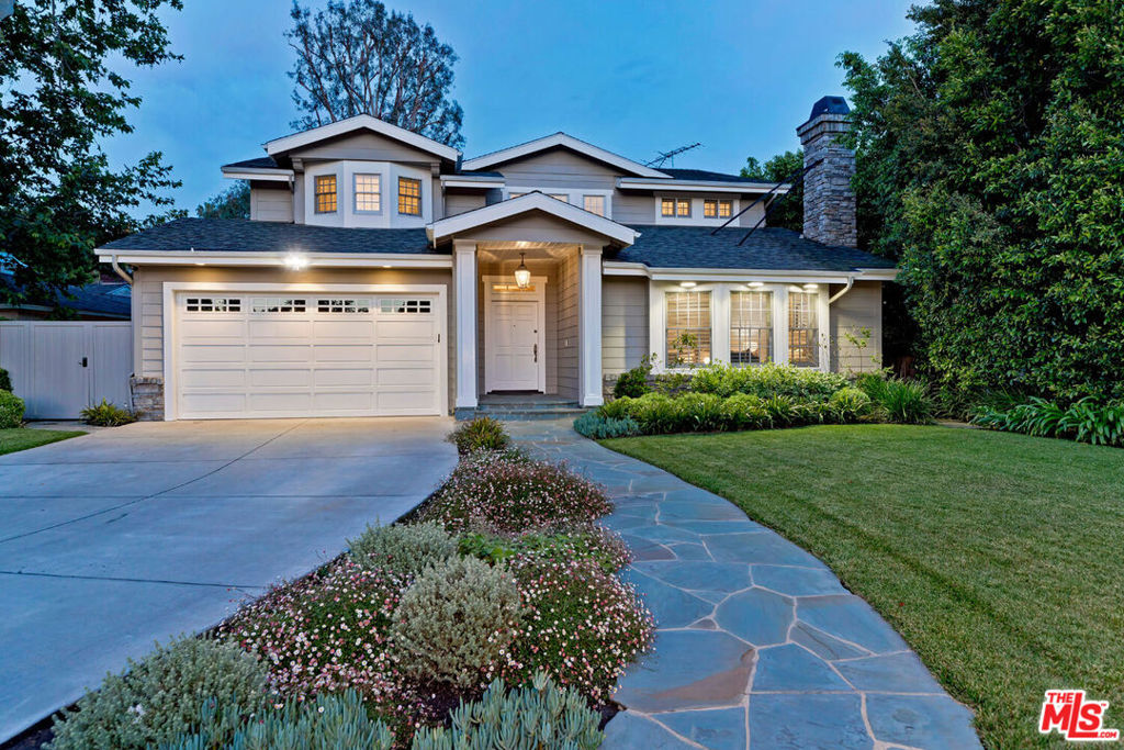 728 Woodruff Avenue, Los Angeles, CA 90024