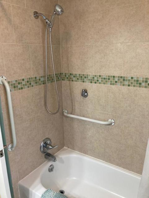 225 Loma Drive, Salinas CA: https://media.crmls.org/mediaz/195d6055-bd0f-4ec1-bffc-5ef39bce5fbf.jpg