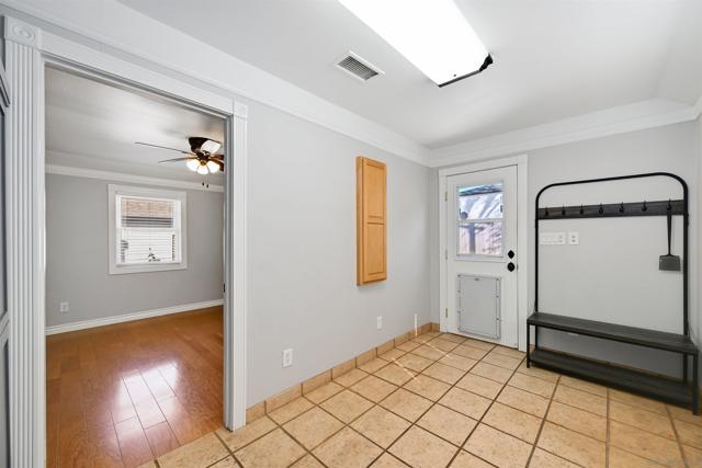 1915 Englewood Dr., Lemon Grove CA: https://media.crmls.org/mediaz/195eb126-f8c4-4809-8b52-d552d59f3333.jpg