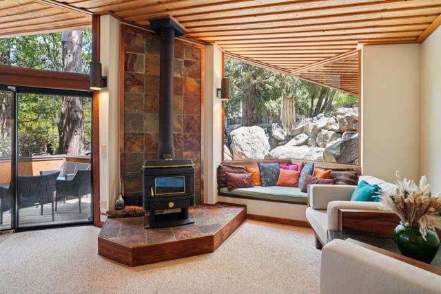 55491 Howland, Idyllwild CA: https://media.crmls.org/mediaz/195eb84f-4841-403a-881b-30042572f767.jpg
