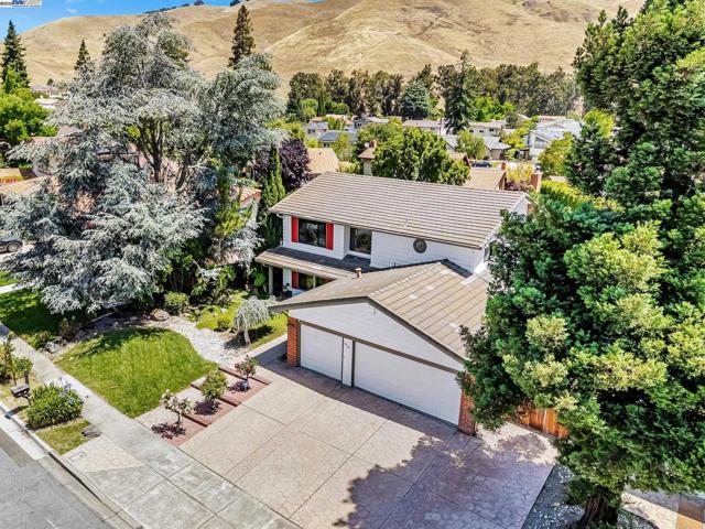 39622 Benavente Ave, Fremont CA: https://media.crmls.org/mediaz/195f4209-b777-4bc9-9291-1faae07f9149.jpg