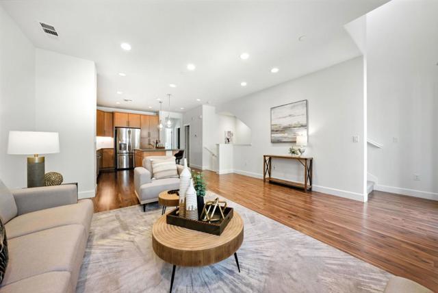 319 Charles Morris Terrace, Sunnyvale CA: https://media.crmls.org/mediaz/196091f6-007e-41df-9857-72a24c62a0b6.jpg