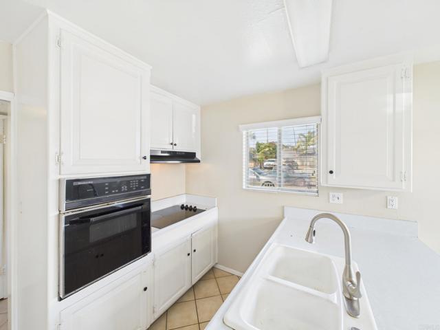 Detail Gallery Image 17 of 44 For 837 Oneonta St, Imperial Beach,  CA 91932 - 4 Beds | 2 Baths