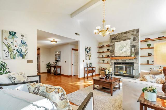 143 Viki Court, Scotts Valley CA: https://media.crmls.org/mediaz/19624312-bf05-4236-945f-ffbe078d2817.jpg