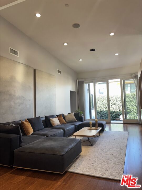 MLS #25623339 image #14