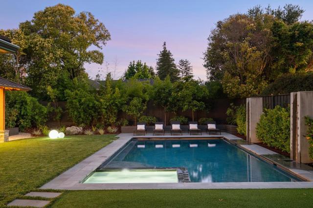 45 Kammerer Court, Hillsborough CA: https://media.crmls.org/mediaz/19634793-069b-4fd6-b87f-5660de193b5b.jpg