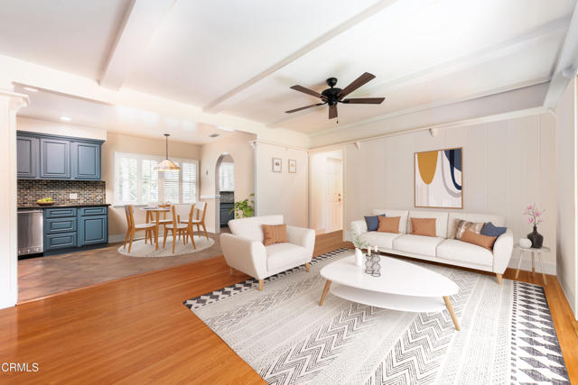 4402 El Camino Corto, La Canada Flintridge CA: https://media.crmls.org/mediaz/196356f9-f361-497e-acc0-7e8bb662e119.jpg
