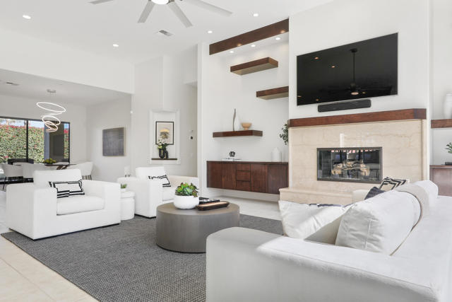 Image 11 of 53 For 77080 Sandpiper Drive