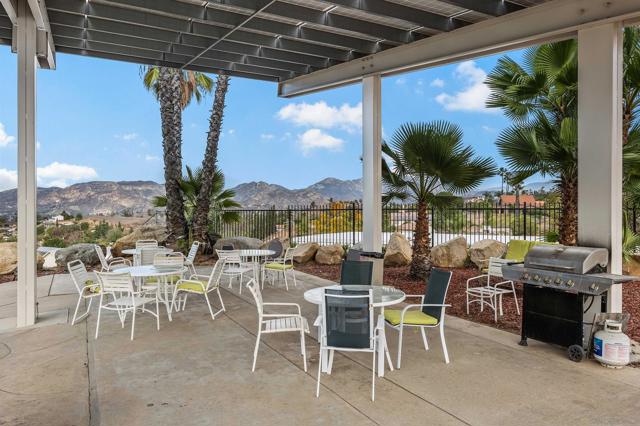 9100 Single Oak Dr, Lakeside CA: https://media.crmls.org/mediaz/1964c728-41f1-48ed-883d-6b6bf18d1ad3.jpg