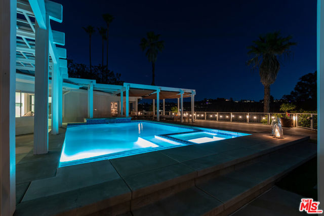 2224 Hercules Drive, Los Angeles CA: https://media.crmls.org/mediaz/19652b1a-bc1e-45f8-b328-727f2d74a2fc.jpg