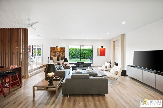 87 Magdalena Drive, Rancho Mirage CA: https://media.crmls.org/mediaz/19655e62-6c47-4bdb-9747-9d71a45be5e2.jpg