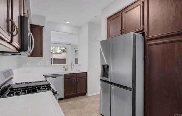 Detail Gallery Image 7 of 16 For 39161 Flamingo Bay #B,  Murrieta,  CA 92563 - 3 Beds | 2 Baths