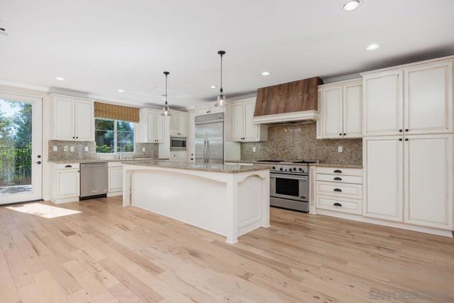 7551 Delfina, San Diego CA: https://media.crmls.org/mediaz/1965d5e9-404c-41e5-8361-ccbbf767e8f2.jpg