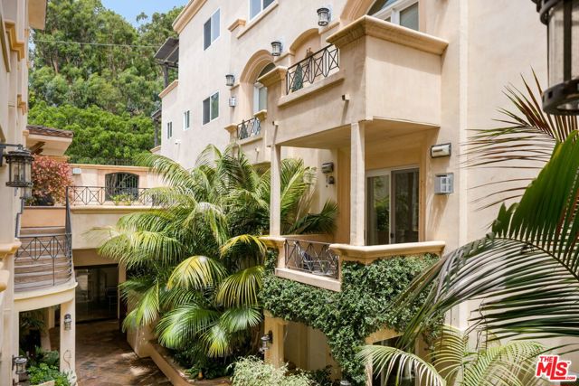 16123 West Sunset Boulevard, 12 photo 7