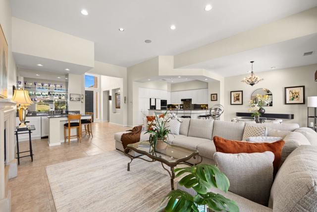 727 Arrowhead Drive, Palm Desert, CA 92211