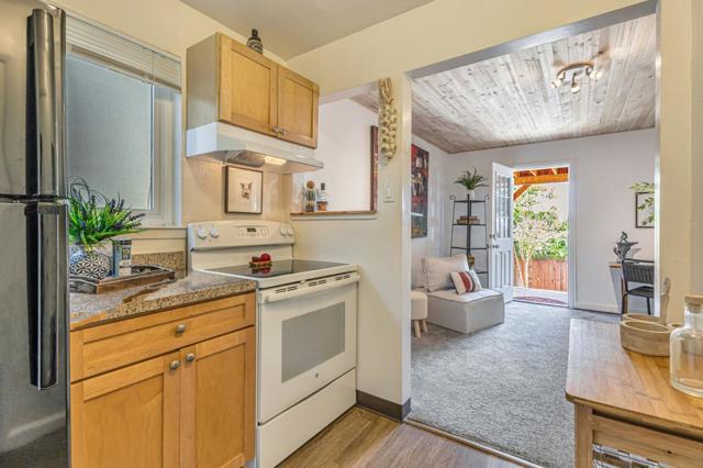 310 Clifton Road, Pacifica CA: https://media.crmls.org/mediaz/19674450-1b95-4993-aa66-57784738a899.jpg