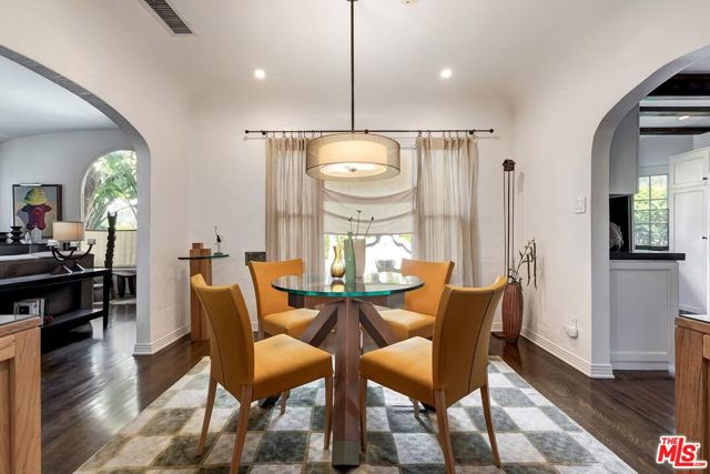 5990 Saturn Street, Los Angeles CA: https://media.crmls.org/mediaz/196776a6-9ccc-47aa-823a-47aa1efa728c.jpg