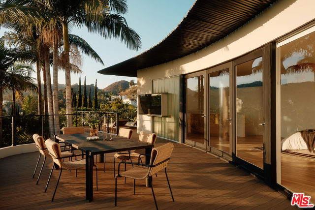2250 El Contento Drive, Los Angeles CA: https://media.crmls.org/mediaz/19677f0f-8036-4feb-932d-eb56e4b938d4.jpg