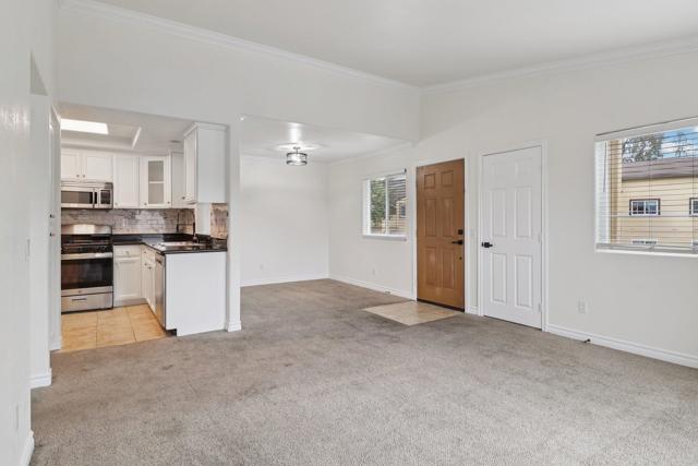 Detail Gallery Image 4 of 49 For 5010 Los Morros Way #26,  Oceanside,  CA 92057 - 2 Beds | 2 Baths