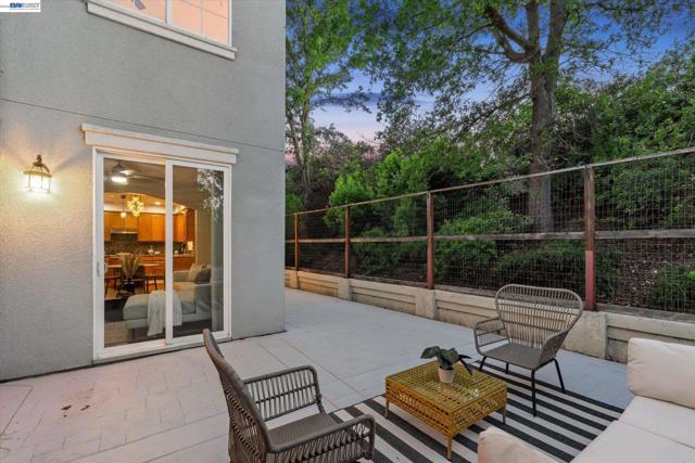 5880 Hillbrook Pl, Dublin CA: https://media.crmls.org/mediaz/1968a048-b8f6-4e32-809f-b576352c0997.jpg