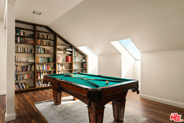 3162 2nd Avenue, San Diego CA: https://media.crmls.org/mediaz/19699e21-4f3b-4339-ba33-0d169ee88d50.jpg