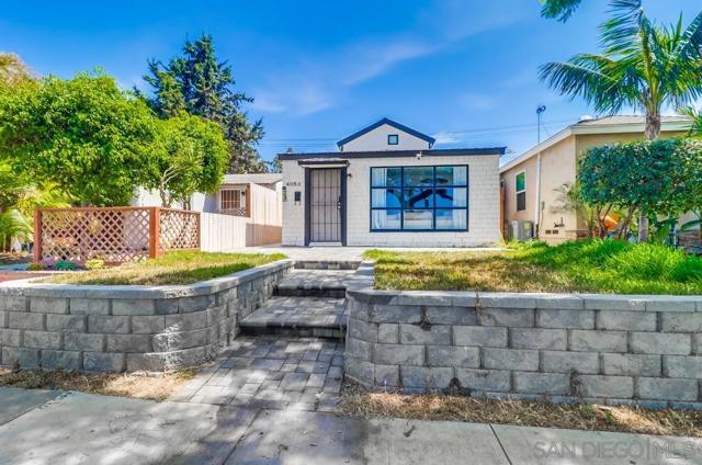 4053 55 Jewell St, San Diego CA: https://media.crmls.org/mediaz/1969ea2d-3d2b-412e-b271-2d82abfe21e2.jpg