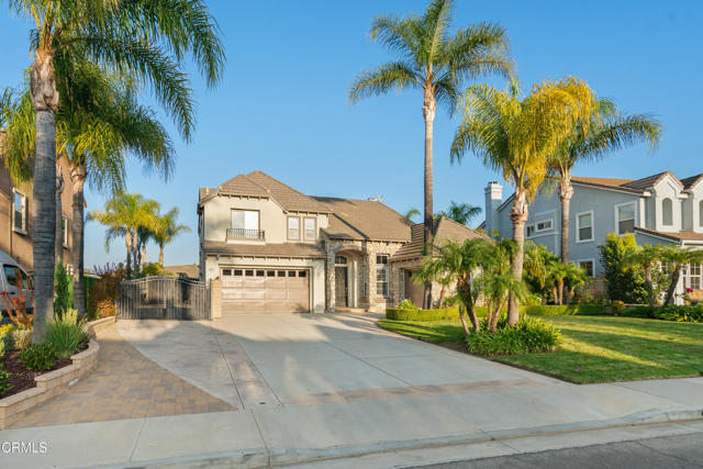 490 Peter Place, Simi Valley CA: https://media.crmls.org/mediaz/196a8ce5-af5b-451d-b0eb-7c77c3689e42.jpg