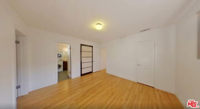 7800 Dunbarton Avenue, Los Angeles CA: https://media.crmls.org/mediaz/196af808-84a0-43d0-bb0f-ceeb50ff8274.jpg