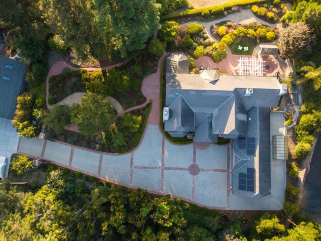 3785 Glen Haven Road, Soquel CA: https://media.crmls.org/mediaz/196b2578-7c05-49cb-bdc0-0253db018d43.jpg