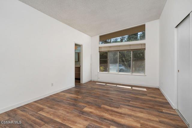 5708 Wilhelmina Avenue, Woodland Hills CA: https://media.crmls.org/mediaz/196cc4ed-57f3-43fa-8e64-c1a413e6bc0f.jpg