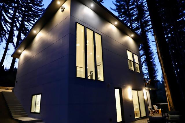 395 Boulder Brook Drive, Boulder Creek CA: https://media.crmls.org/mediaz/196d07ce-f1cb-4c94-a7b8-499589d2ed97.jpg