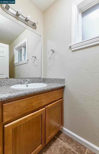 345 Swan Way, Vallejo CA: https://media.crmls.org/mediaz/196d8d2e-edb9-4d72-879f-bf0c9fb10da1.jpg