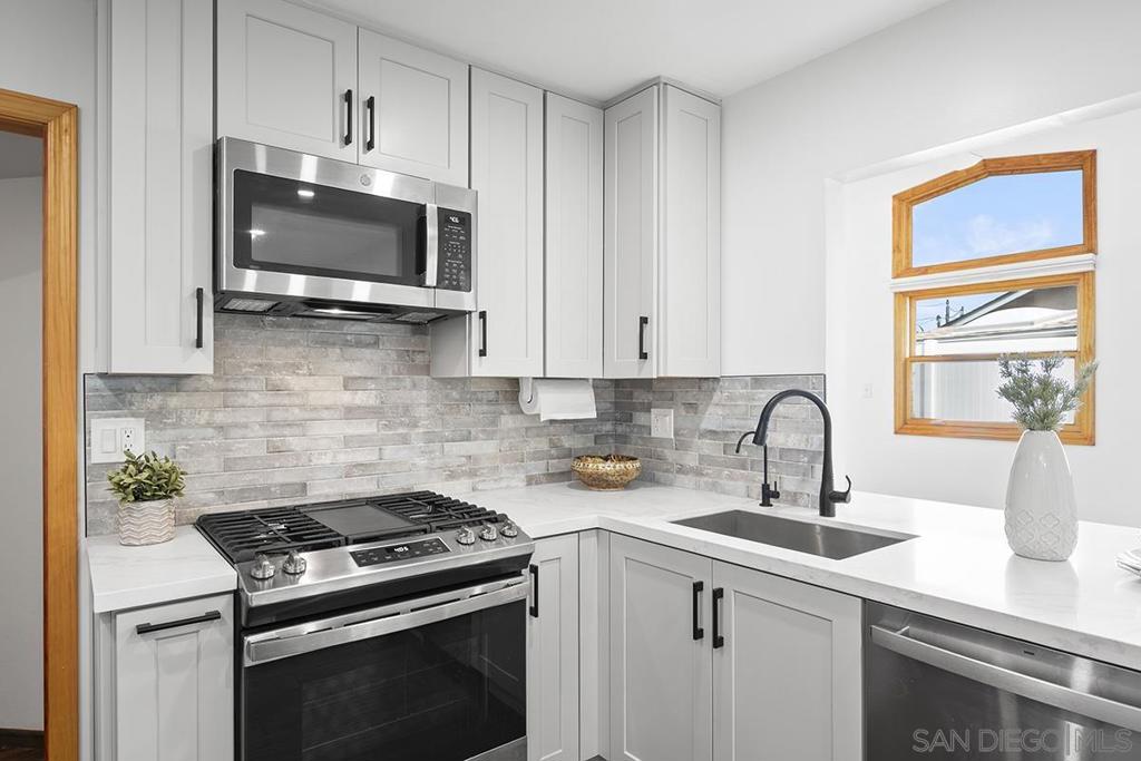 7355 Florey Court - photo 8