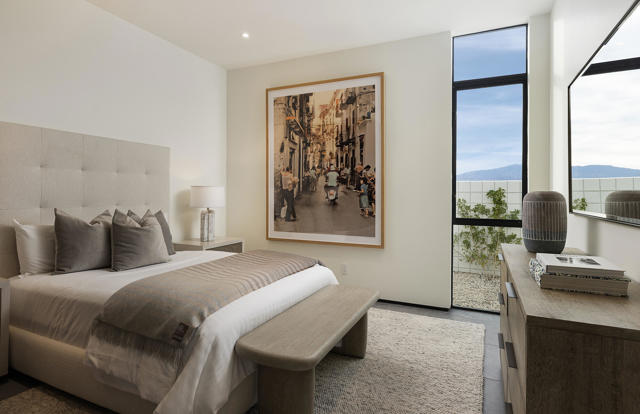 16 Via Linea, Rancho Mirage CA: https://media.crmls.org/mediaz/196e27e7-fd53-4186-bc8f-20db526a8b15.jpg