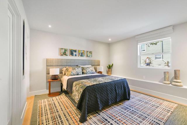 1501 Diamond Street, San Francisco CA: https://media.crmls.org/mediaz/196e7ff8-4995-4f8c-b3d3-17611b3638de.jpg