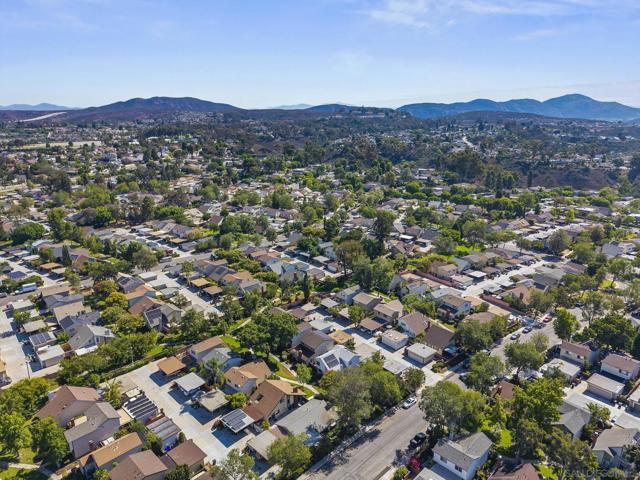 10748 Escobar Dr, San Diego CA: https://media.crmls.org/mediaz/196f3b26-fea1-4c2c-b56d-eb0eb4b02176.jpg