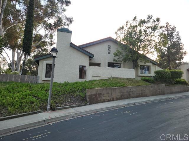 820 Chervil Court, Chula Vista CA: https://media.crmls.org/mediaz/196ff7a9-2ea6-48ab-a33b-137ab5be3499.jpg
